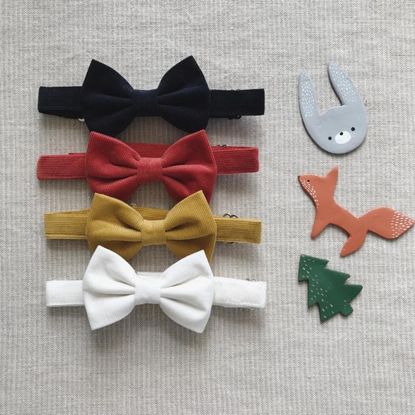 Boy bow tie Baby corduroy bow tie Adjustable bow tie Off white bow tie Toddler boy bow tie Ring bearer outfit