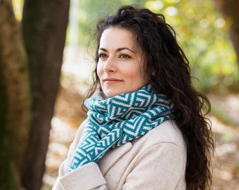 Patrón de tejido en PDF / Cuello y manoplas de cristal: calentador de cuello y bufanda infinita de punto