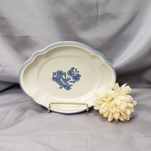 Pfaltzgraff USA - &quot;Yorktown&quot; - Individual Oval Relish Trays 8 3/8&quot;