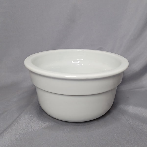 William Sonoma - "Essential White" - Indivudal Mixing/Serving Bowl 7 1/4"