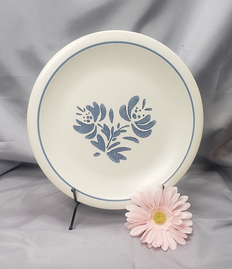 Pfaltzgraff USA Yorktown Dinner Plates - Thumbnail 3