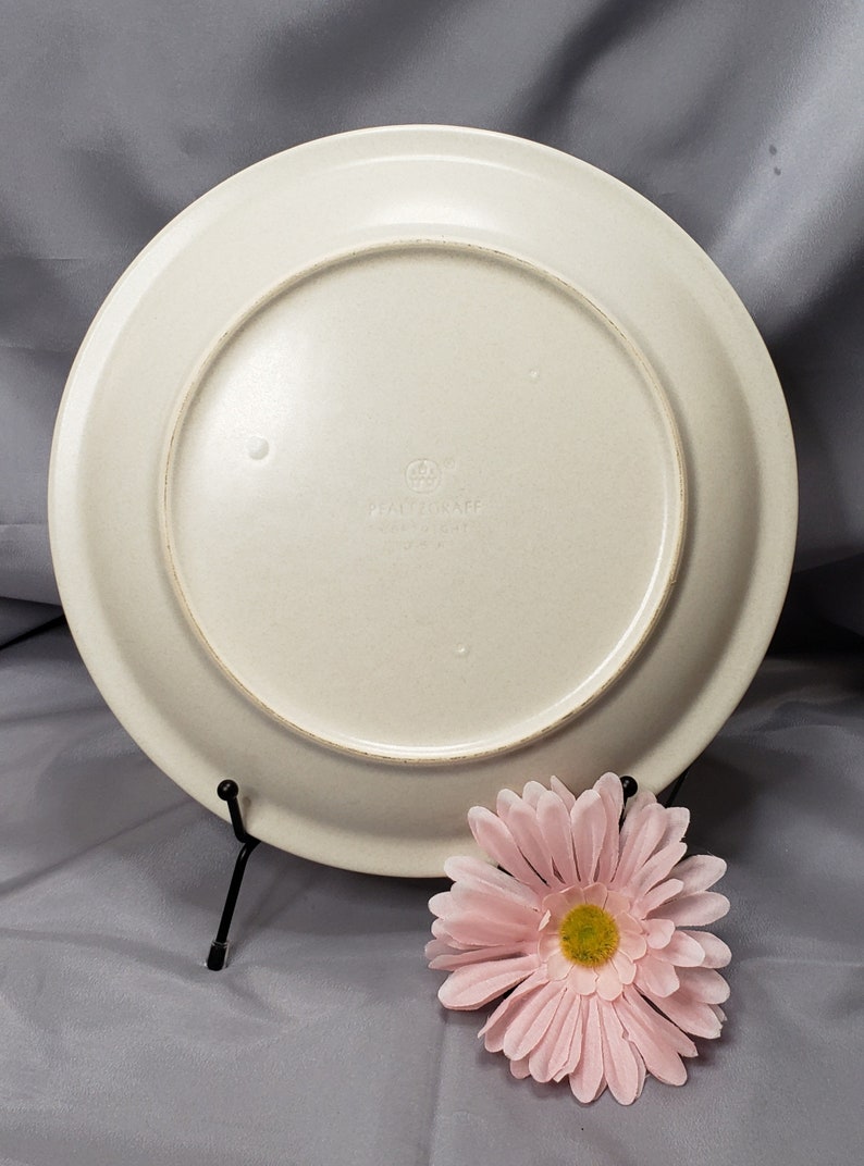 Pfaltzgraff USA Yorktown Dinner Plates - Thumbnail 4