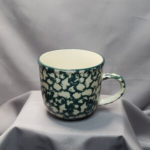 Tienshan - &quot;Apple&quot; - Set of 7 - Flat Cups 4 3/4&quot;