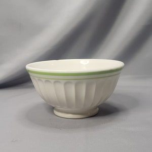 Quadrifoglio - "Vintage Lime Green" - Individual Cereal Bowl 5 1/2"