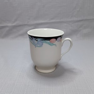 Excel - &quot;Caravel&quot; - Set of 3 Footed Cups 7 1/4&quot;