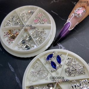 Bling Crown Heart nail charms / jewelry nail charms / Nail Art Design