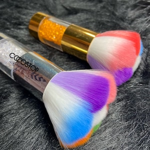 Nail art dust brush / makeup cleaner
