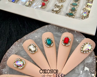 30 piezas de joyas de piedras preciosas retro de lujo 3D nail charms Nail art