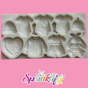 Stampo per decorazioni per cupcake per baby shower a tema SPRINKLIFY, ideale per vestiti, cappelli, body e coniglietti di peluche.