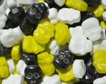 SKULL SPRINKLES, Halloween Cupcake Decoration, Yellow Black White Cake Supplies, Halloween Party, Skull Shaped Edible Sprinkles, Sprinklify