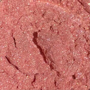 Luster Dust in ROSE GOLD, Edible Paint for Cake Decoration, Desserts, Treats, Chocolate Covered Strawberries, Food Grade Pearl Dust, Shimmer