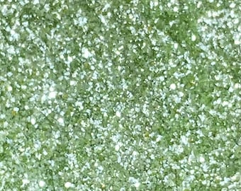 Green Edible Glitter  Emerald Luxe Edible Glitter for Drinks & Cakes -  Sweets & Treats™