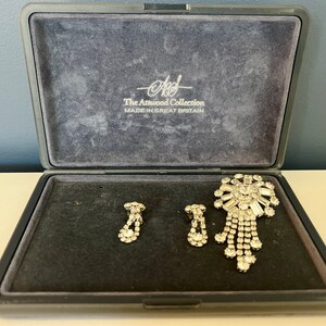 Vintage Brooch and Earring Set