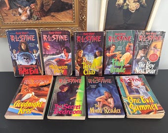 Vintage Fear Street Book Lot (9) R.L. Stine