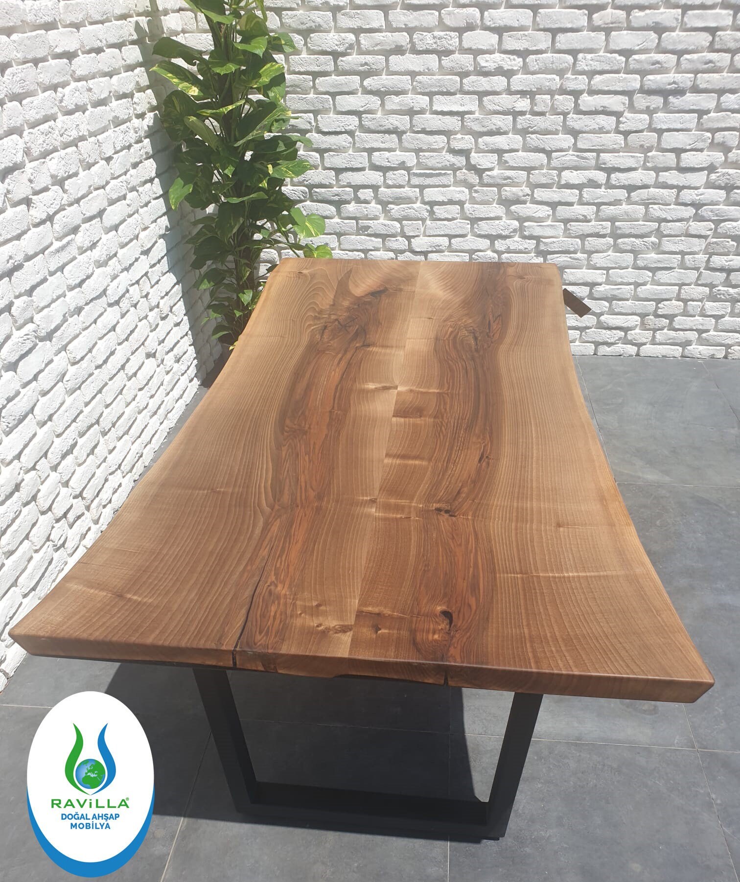table En noyer Live Edge/table