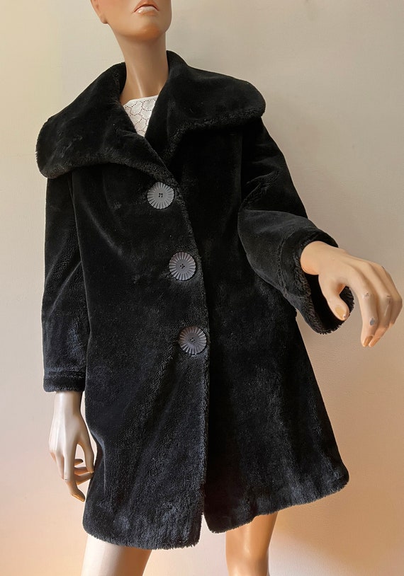 vintage faux fake fur coat amazing buttons