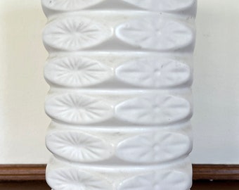 vintage McCoy Floraline vase matte white mcm mid-century
