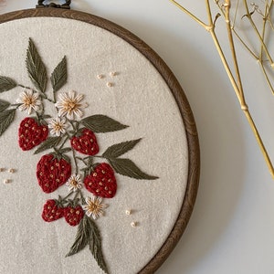 Strawberry Dream PDF, PDF instant download, Digital file, PDF embroidery pattern, Floral embroidery, Botanical embroidery, wall decor image 4