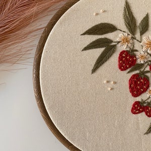 Strawberry Dream PDF, PDF instant download, Digital file, PDF embroidery pattern, Floral embroidery, Botanical embroidery, wall decor image 3