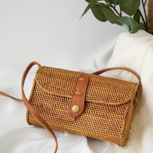 Rattan Slingbag, bolso Bali, bolso de verano tejido a mano