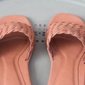 Insole woven leather sandal for women
