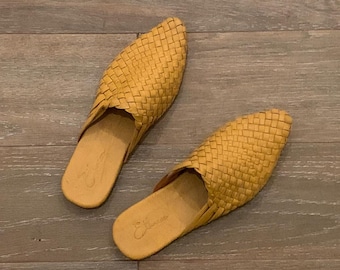 Woven Leather Shoes: Womens Loafer with Non Slip Sole