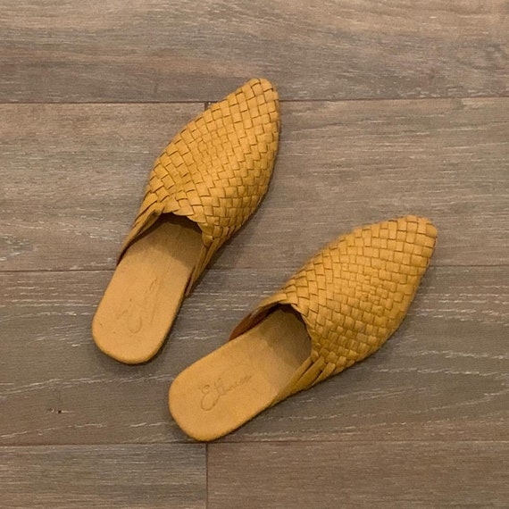 Woven Leather Shoes: Womens Loafer with Non Slip Sole