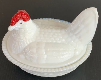 Vintage Westmoreland White Milk Glass Hen on Nest Candy Butter Trinket Dish, Retro Kitchen Farmhouse, Country Cottage Ranch, Collectable Hen