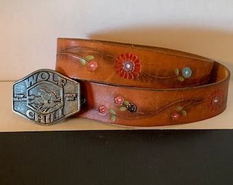 Vintage Wolf Chili Belt Buckle & Brown Leather Flower Size 36 Belt 1981 Corsicana Texas Vintage Advertising Cowboy Boho Belt and Buckle, MCM