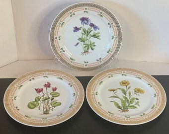 Vintage Georges Briard Victorian Gardens 10 3/8" Dinner Plates, Various Flowers, Lines, Gold Trim Replacement, Cottage Decor, Floral Kitchen