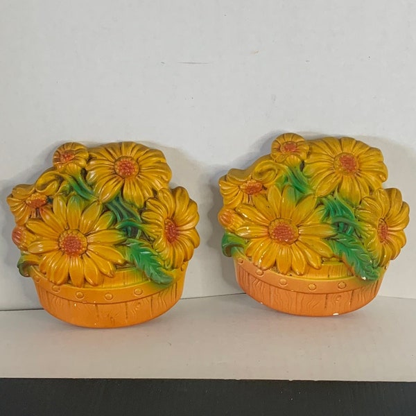 Vintage 1968 Miller Studio, Inc White Chalkware Yellow Daisies in Basket, Set of 2, Retro Floral Wall Decor, Daisies in Barrel Basket, MCM