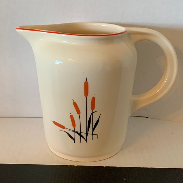 Vintage Universal Cambridge Potteries Cattails 40 ounce Pitcher Jug, Sears Roebuck & Co, Camwood Red Cattails and Trim, USA, Country Cottage