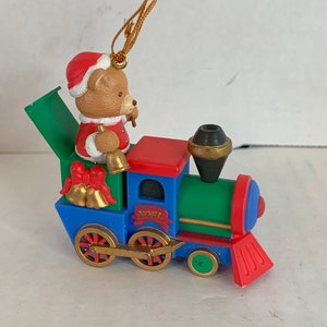 Vintage Santa Bear Tree Ornament, Vintage Holiday Decor, Bell Ringing Brown Bear in Train, 1993 Matrix Industries, Teddy Bear Train
