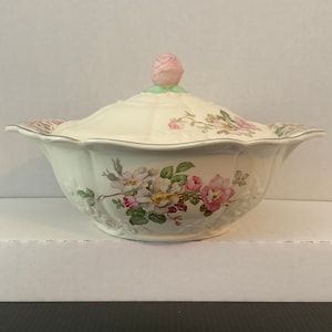 Vintage TST Taylor Smith Taylor TST85 Round Covered Vegetable Dish, Pink/Yellow Flowers, Scalloped, Rose Adorned Lid, Mid Century