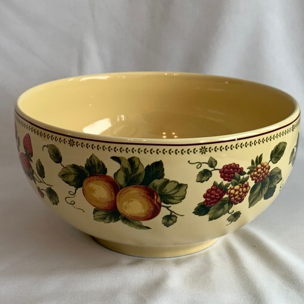 Vintage Waverly Floral Manor Garden Room 8" Round Vegetable Bowl, Red Berries, Green Leaves & Vines, Grapes Center, Floral Manor Replacement