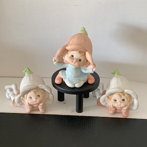 Vintage Homco Pixie Elf Fairies #5615, Garden Fairies With Flower Hats, Flower Hat Elves, Nursery Decor, Pixie Figurine, Pastel Flower Elves
