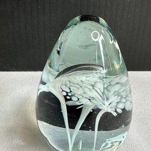 Vintage Kerry Glass Flower Design Paperweight, Clear Glass with white Flower, Guaranteed Irish, Handmade, Collectable, Office Decor, Irish