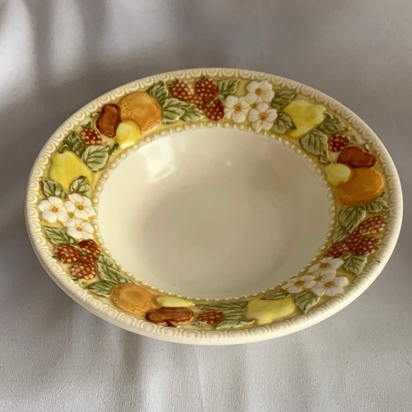 Vintage Metlox Poppytrail Della Robbia Rim Fruit/Dessert (Sauce) Bowl, Vernon, Embossed Fruit & Floral Rim, Cream Center, Mid Century USA