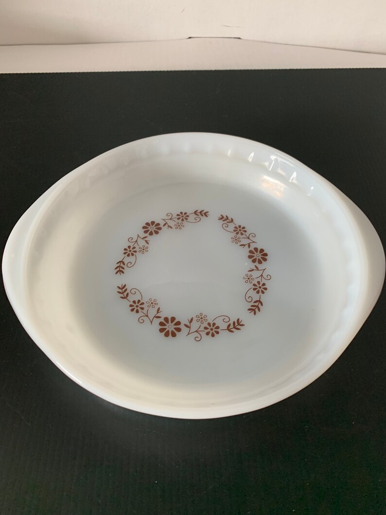 Vintage Vitrocrisa VRI1 Round Milk Glass Pie Pan Dish Etsy