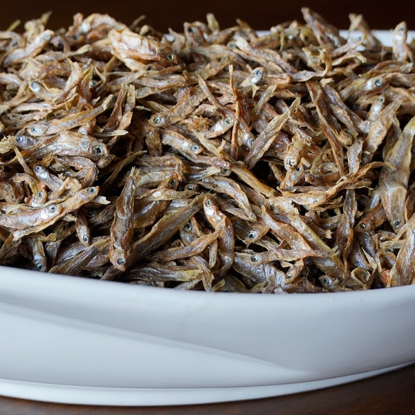 Natürlicher sonnengetrockneter Fisch/Sardelle 100g-200g aus dem Viktoriasee Silver Cyprinid - Omena/Dagaa vakuumversiegelt für Frische und lange Haltbarkeit