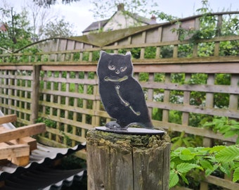 Metal OWL on stand- Garden Art- Made in Wales - Rusty Metal Art - Metal Owl- ready to Rust Owl- Welsh Garden Gift