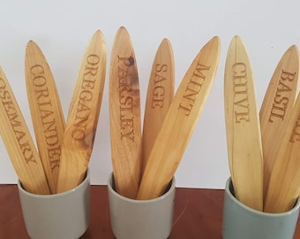 Cedar Herb Signs - Herb Signs - Mint - Parsley - Rosemary - Thyme - Basil - Coriander - Chive - Sage - Oregano - Cedar wood