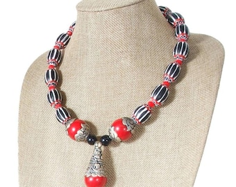 Beautiful Vintage Design Chevron Beads With Nepal Pearls | Statement Unisex, Handmade Coral Necklace | Red And black | African Seed Beads