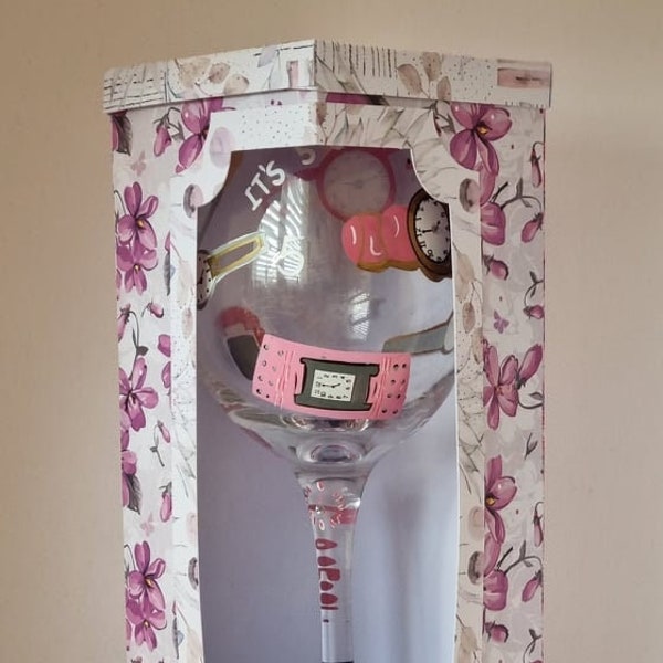 SVG - Tall Wine Glass Gift Box/Display Box - DIGITALE DOWNLOAD (geen fysiek product - bestand wordt naar uw e-mail verzonden)