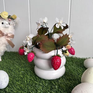 Handgefertigte Erdbeerpflanze im Bubble Pot • ERDBEER FRÜCHTE + BLUMEN • Ostern Geschenk • Kokette Dekor