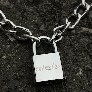 Chunky Silver Padlock Necklace - Punk Style Extra Chunky - Engraved Necklace • Industrial jewellery • Punk necklaces • Fast Shipping