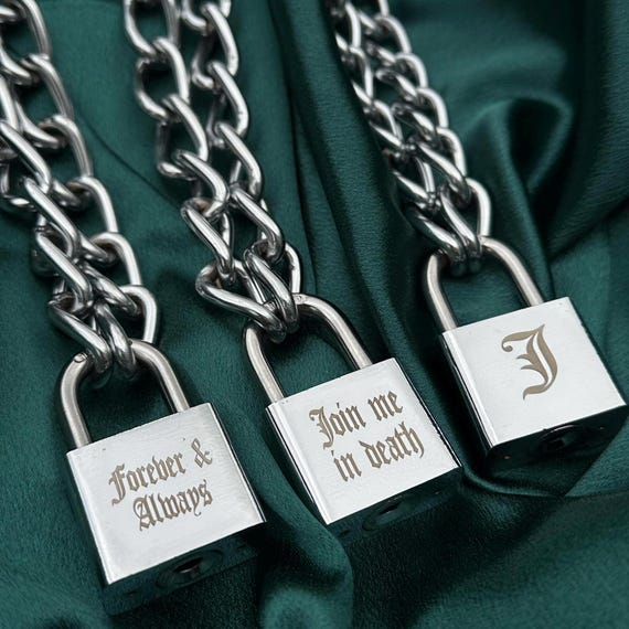 Chunky Silver Padlock Necklace - Punk Style Extra Chunky - Engraved Necklace • Industrial jewellery • Punk necklaces • Fast Shipping