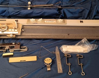 Turn-knob Singer/Silver Reed/Studio knitting standard-gauge machine