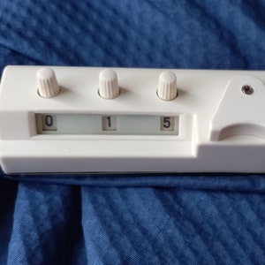 Row counter for Studio/Silver Reed/Singer knitting machines.