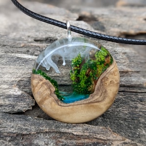 Diorama necklace, Epoxy resin pendant, Forest pendant, Gift For Mom